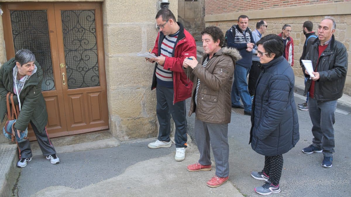 Asprodema colabora con el Ayuntamiento de Haro en un proyecto para la detección de barreras arquitéctonicas 2 Asprodema colabora con el Ayuntamiento de Haro en un proyecto para la detección de barreras arquitéctonicas 2