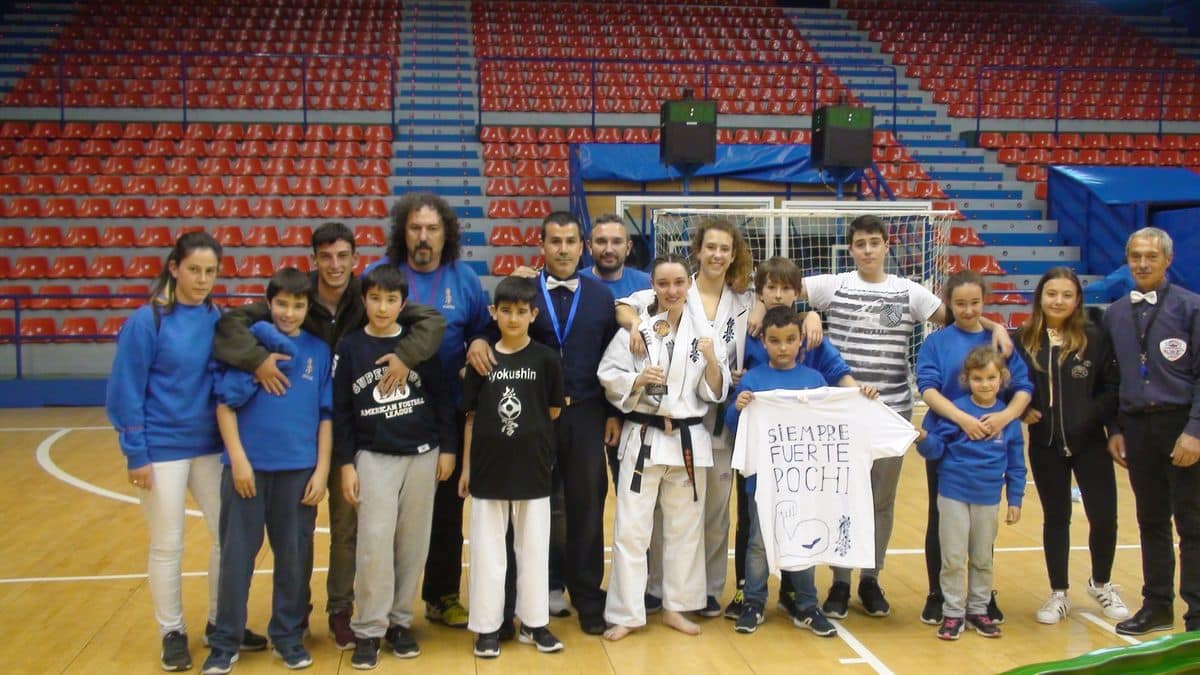 Danae Cimavilla y Miranda Dorado, campeonas de España de kárate kyokushin 3