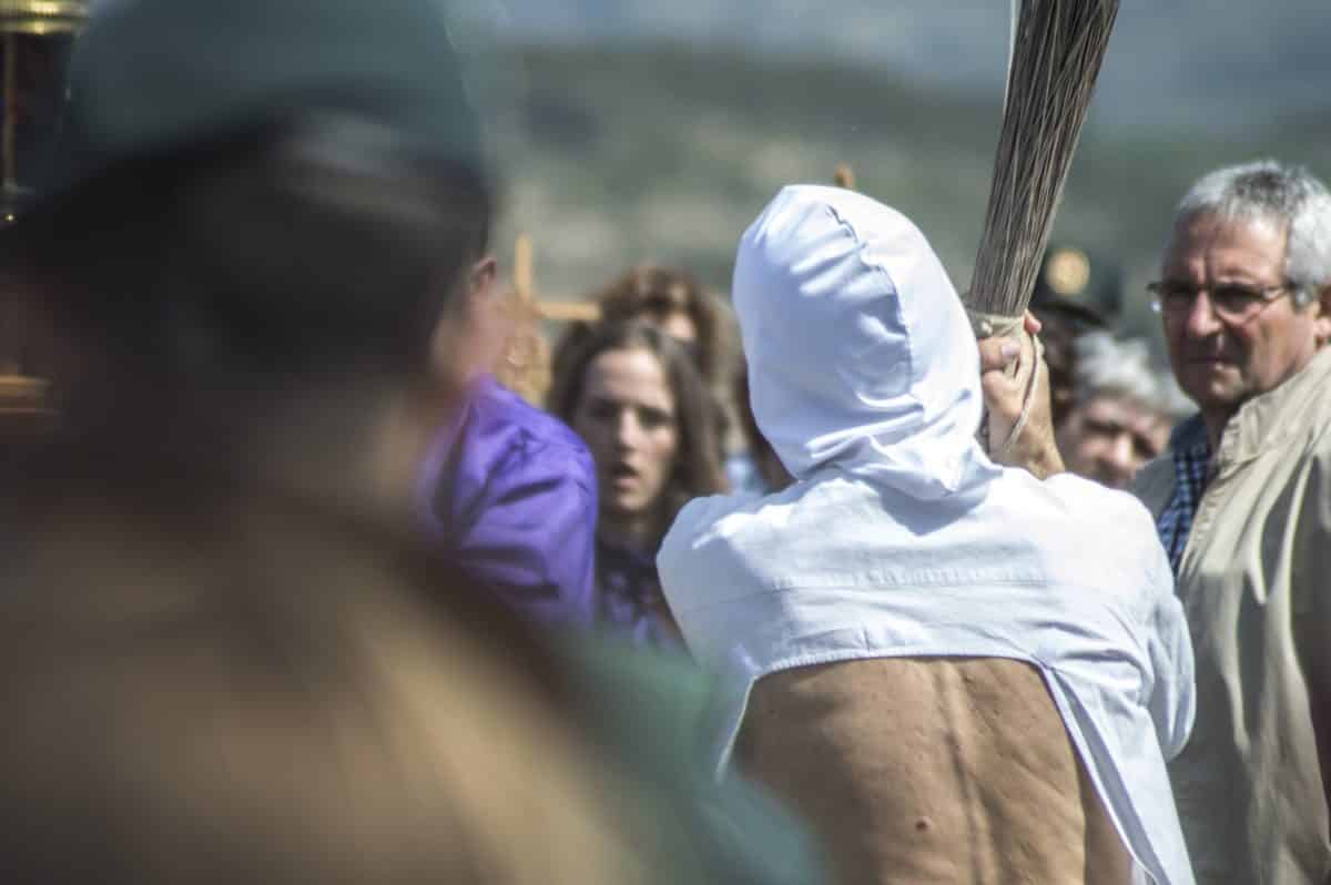 Los 'Picaos' en la procesión del Vía Crucis de San Vicente de la Sonsierra 24