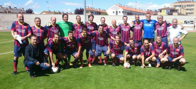 Partido de veteranos del Haro Deportivo y del FC Barcelona en favor de Cruz Roja 3