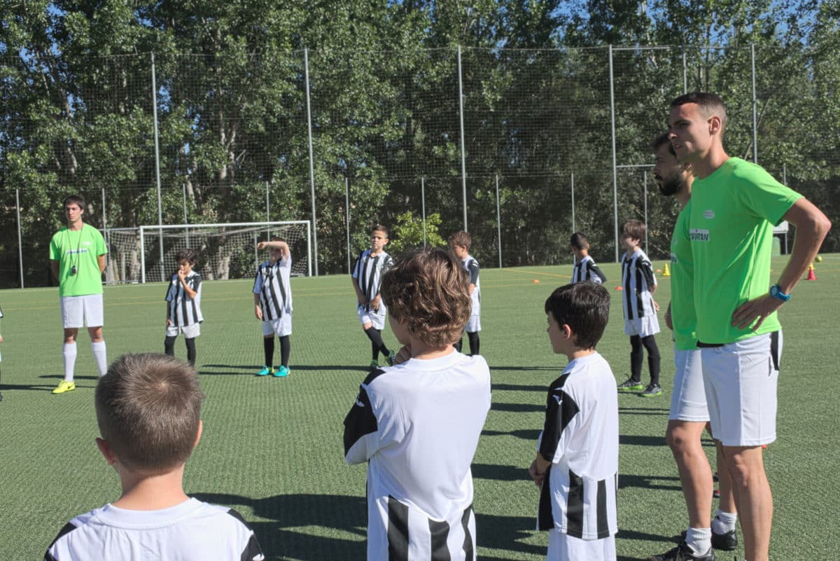 56 niños disfrutan ya del Campus de Fútbol del Haro Sport Club 8 56 niños disfrutan ya del Campus de Fútbol del Haro Sport Club 8