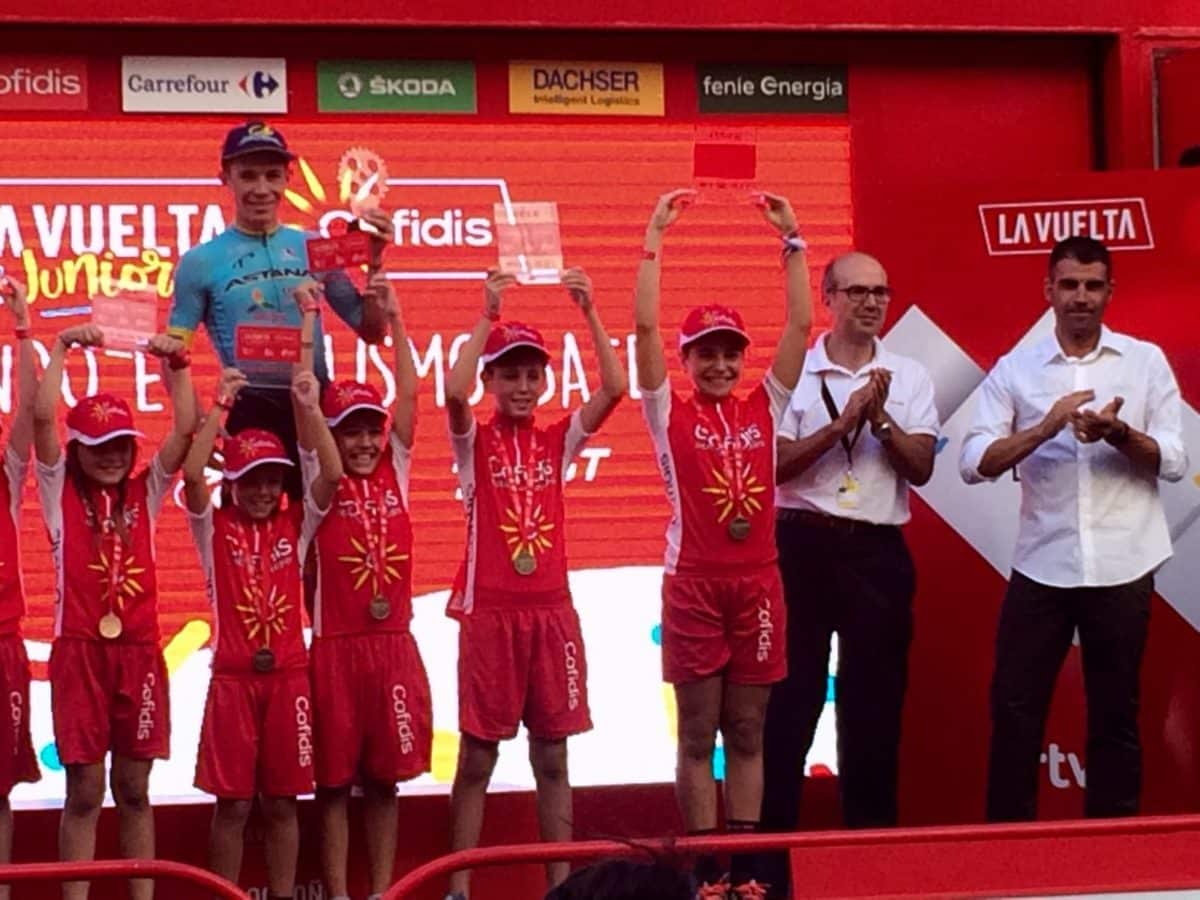 La jarrera María López gana la carrera escolar de La Vuelta Junior 5