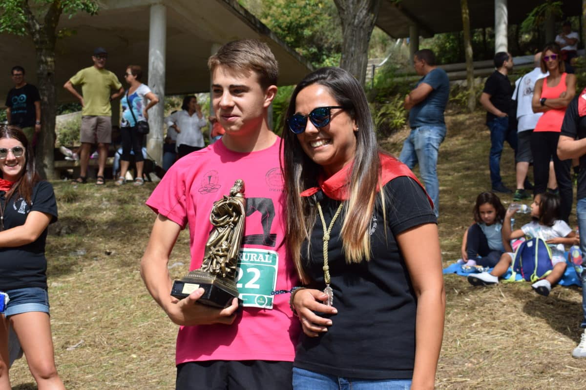 Rebeca Peña e Imanol Larrañaga reinan en San Felices 7