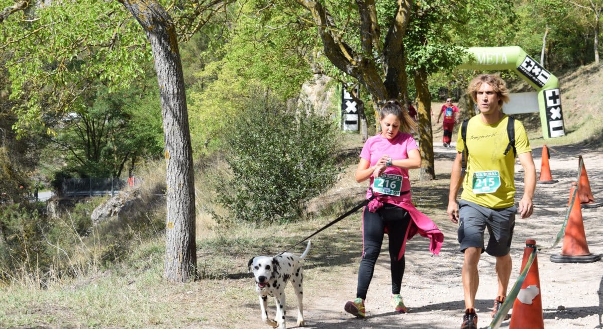 Rebeca Peña e Imanol Larrañaga reinan en San Felices 10