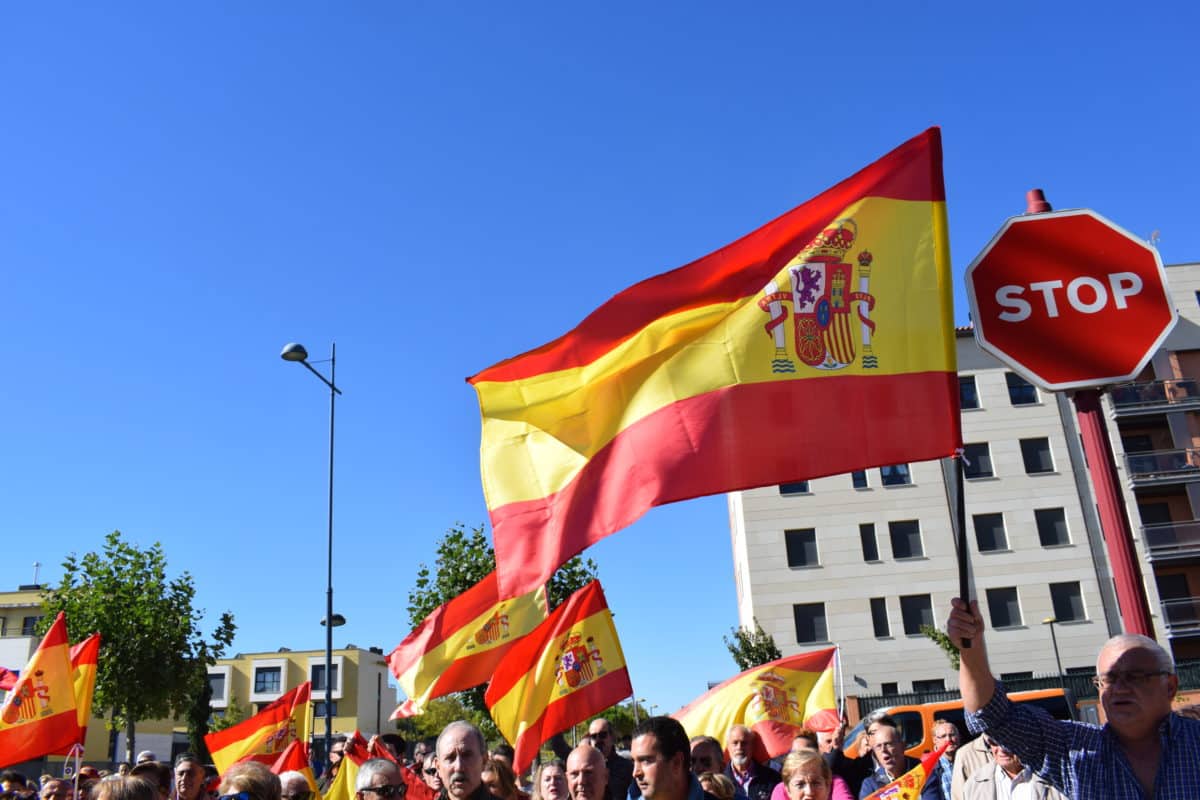 Las imágenes de la concentración de apoyo en Haro a la Guardia Civil 15