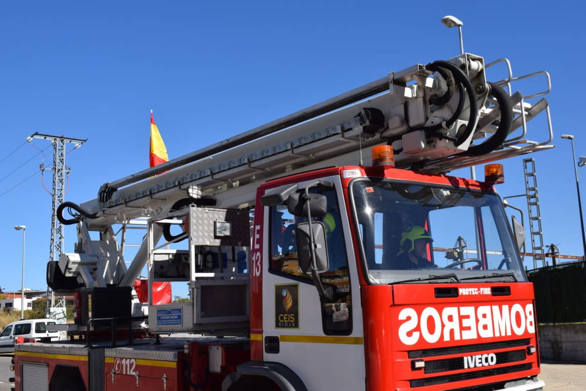 Las imágenes de la concentración de apoyo en Haro a la Guardia Civil 22