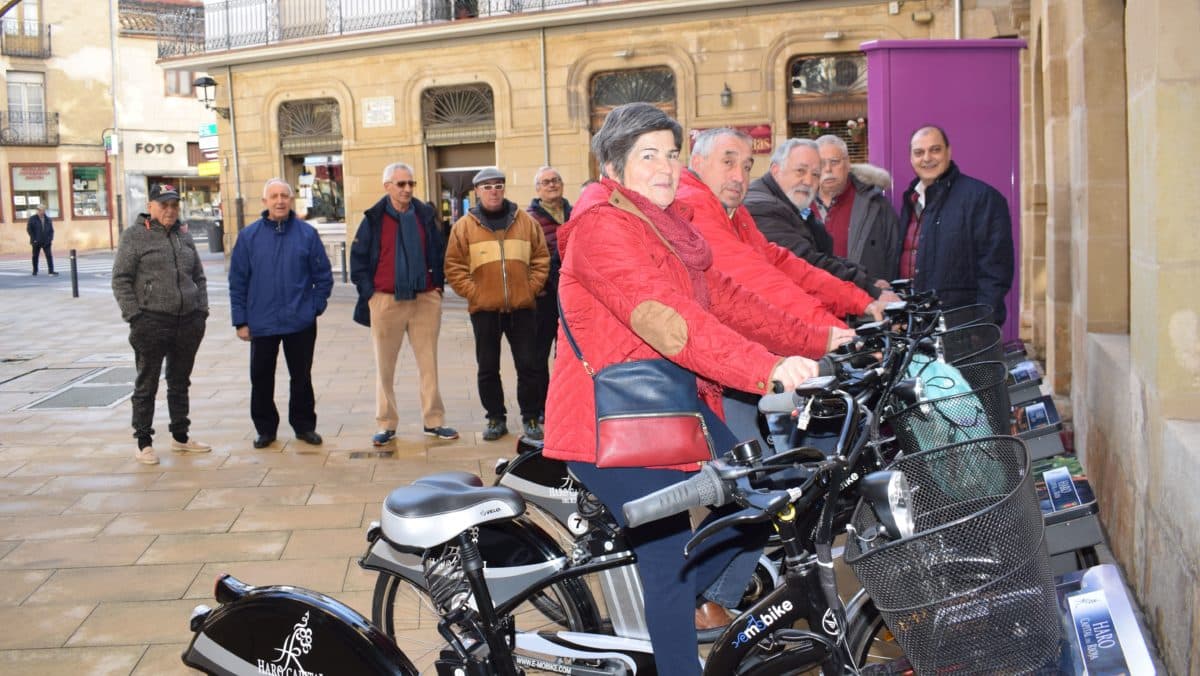 El Ayuntamiento de Haro pone en marcha el servicio de alquiler de bicicletas con meses de retraso 1