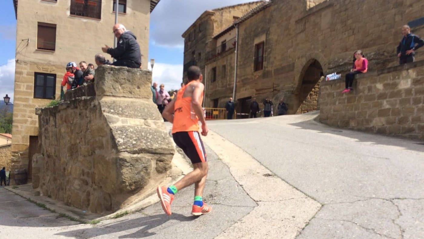 Juanjo Igarzabal y Beronika Noya vencen en Briones en una carrera con casi 500 participantes 3