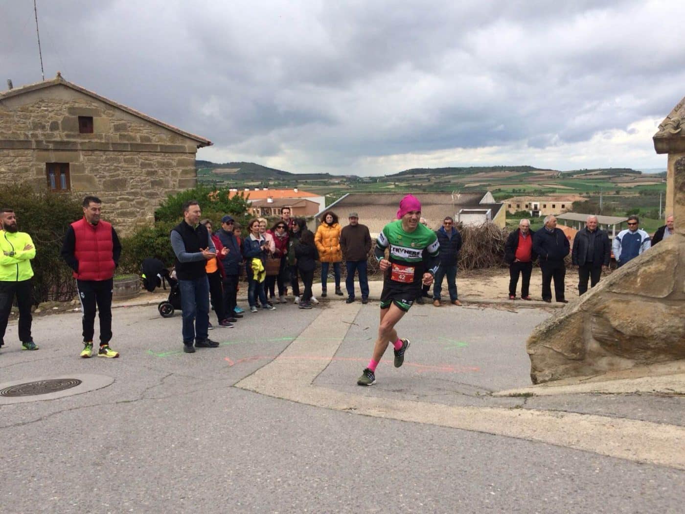 Juanjo Igarzabal y Beronika Noya vencen en Briones en una carrera con casi 500 participantes 4