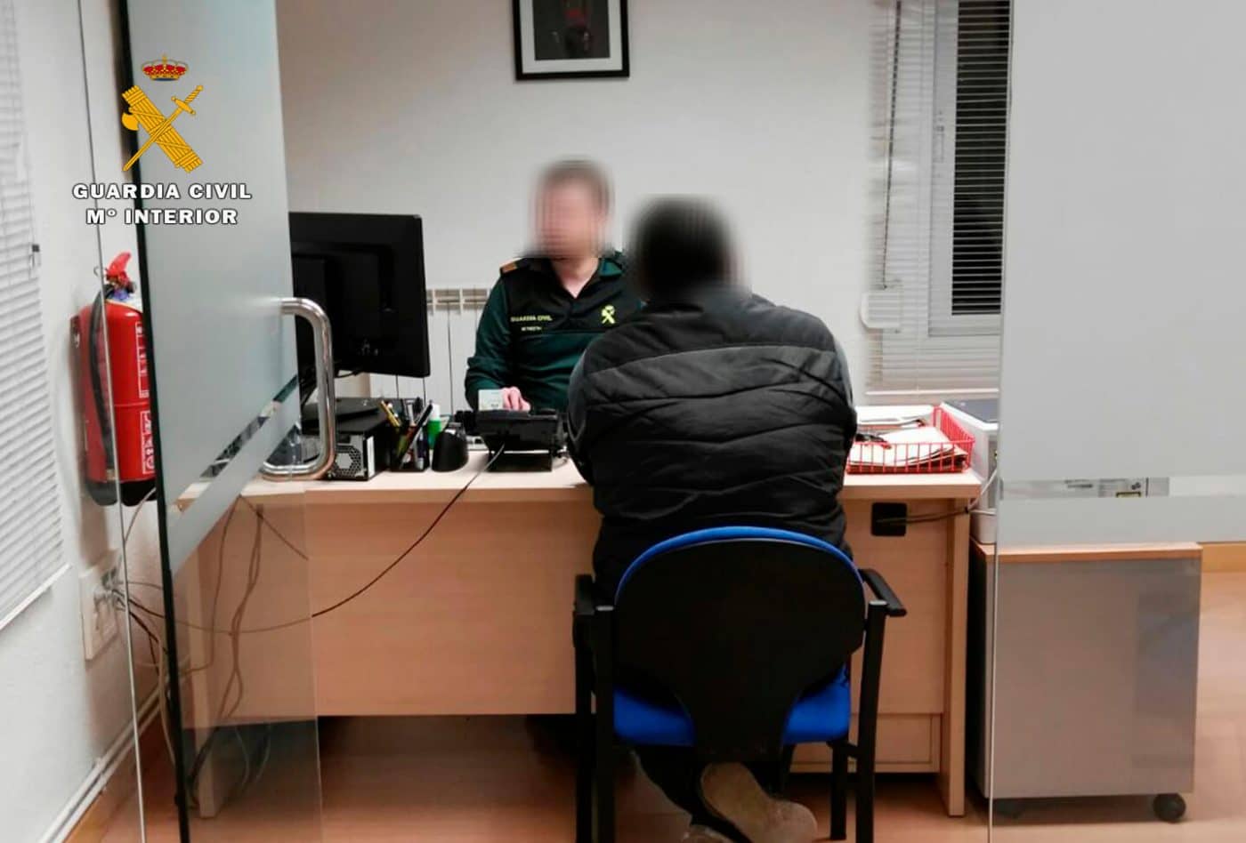 La Guardia Civil detiene a una persona por usar de forma ilícita una tarjeta de crédito para pagar peajes en la AP-68 1