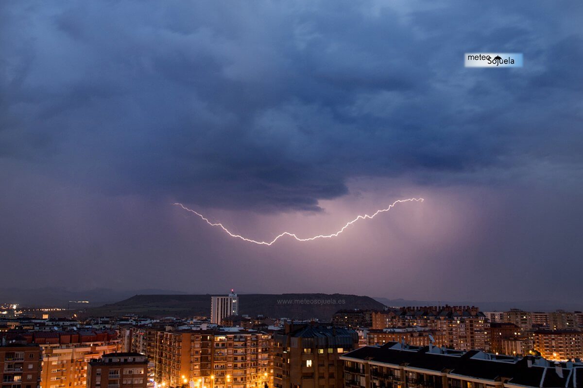 Semana inestable con las lluvias y las tormentas como protagonistas 9