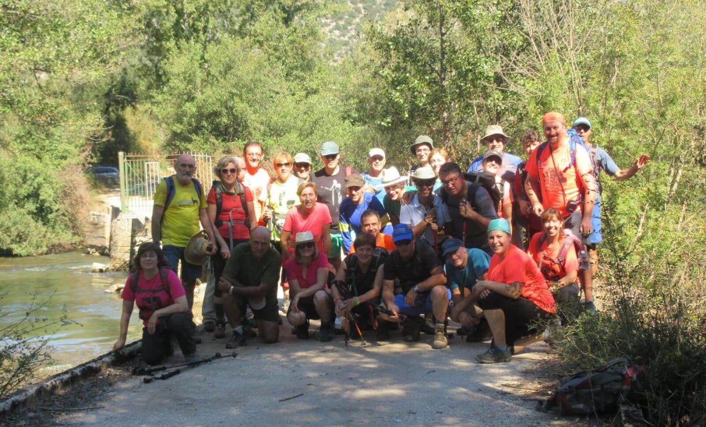 32 socios de la AD Toloño completan con éxito una de las etapas del Camino Natural del Ebro 1 32 socios de la AD Toloño completan con éxito una de las etapas del Camino Natural del Ebro 1