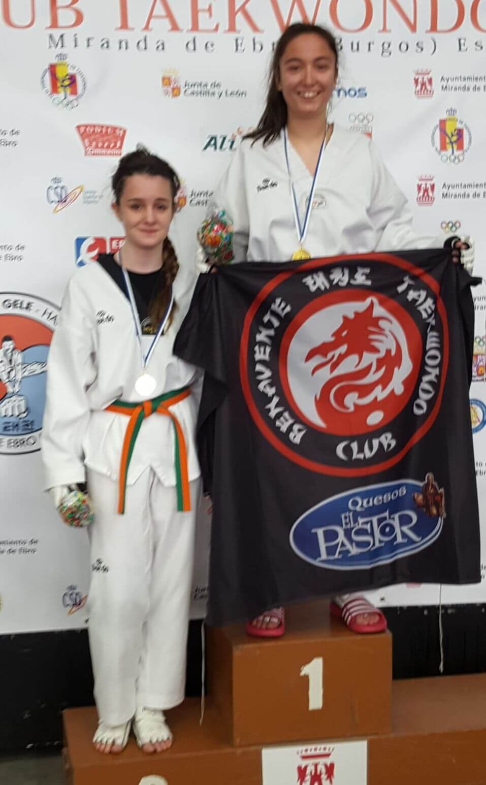 El Club Taekwondo Casalarreina se cuelga cinco medallas en el Open Ciudad de Miranda 1