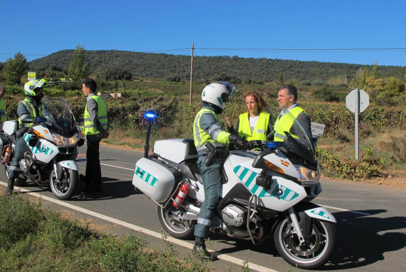 Las carreteras riojanas estrenan un innovador sistema de señalización específico para motoristas 2
