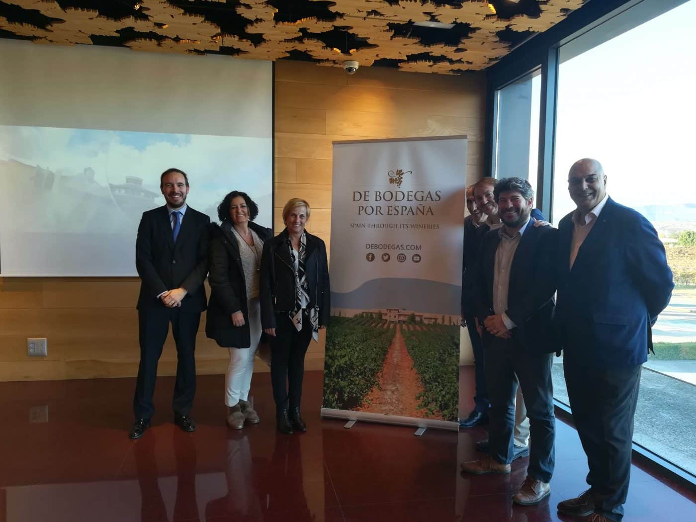 El proyecto enoturístico 'De Bodegas por España' se hace realidad en Briones 3