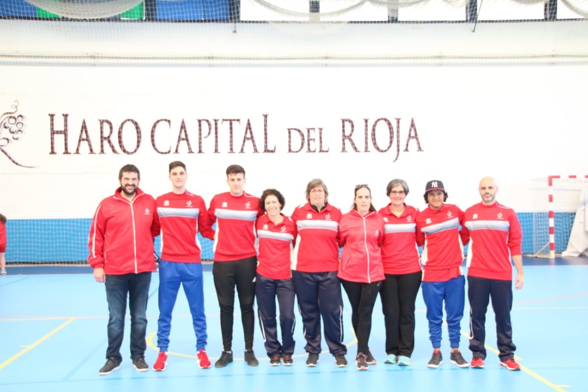 La foto de familia del Coras Haro de baloncesto 1