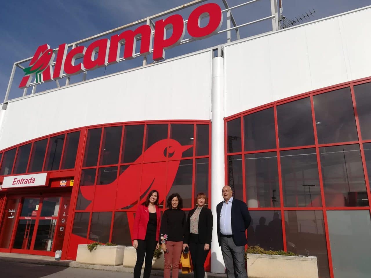 Rivado y García participan en la inauguración de las nuevas instalaciones de Alcampo en Haro 1
