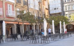 Terraza en la plaza de la Paz