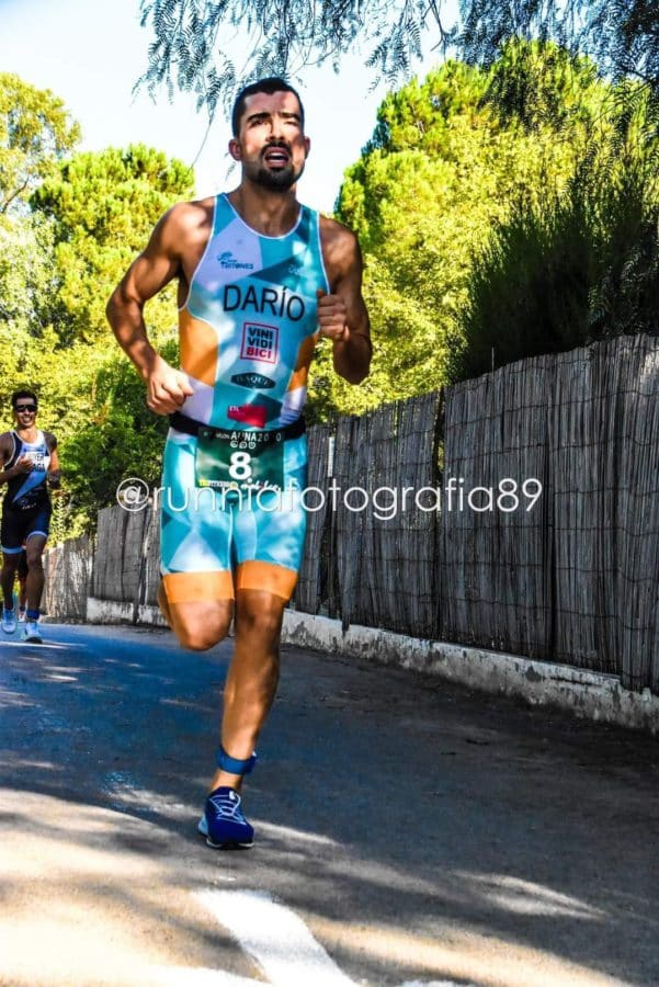 El jarrero Darío Pérez triunfa en el Triatlón de Anna 2