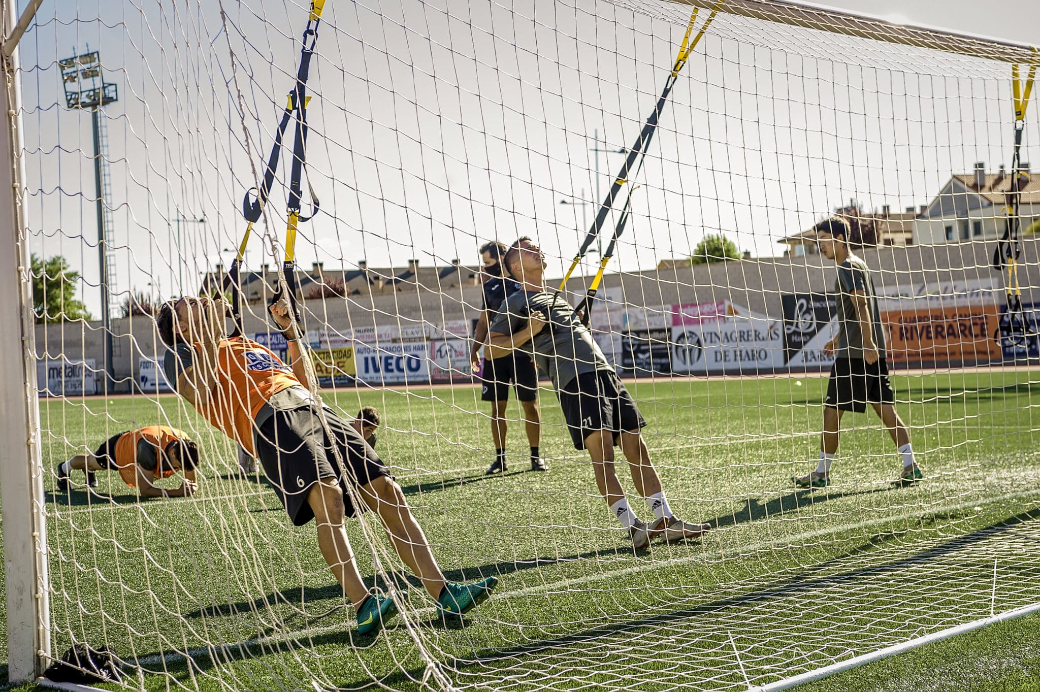 El Haro regresa a los entrenamientos y anuncia el fichaje de Ander Peciña 4 El Haro regresa a los entrenamientos y anuncia el fichaje de Ander Peciña 4