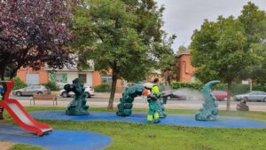 Desinfección de parque infantil