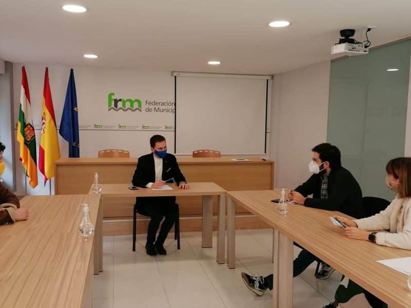 Reunión FRM y FER Joven