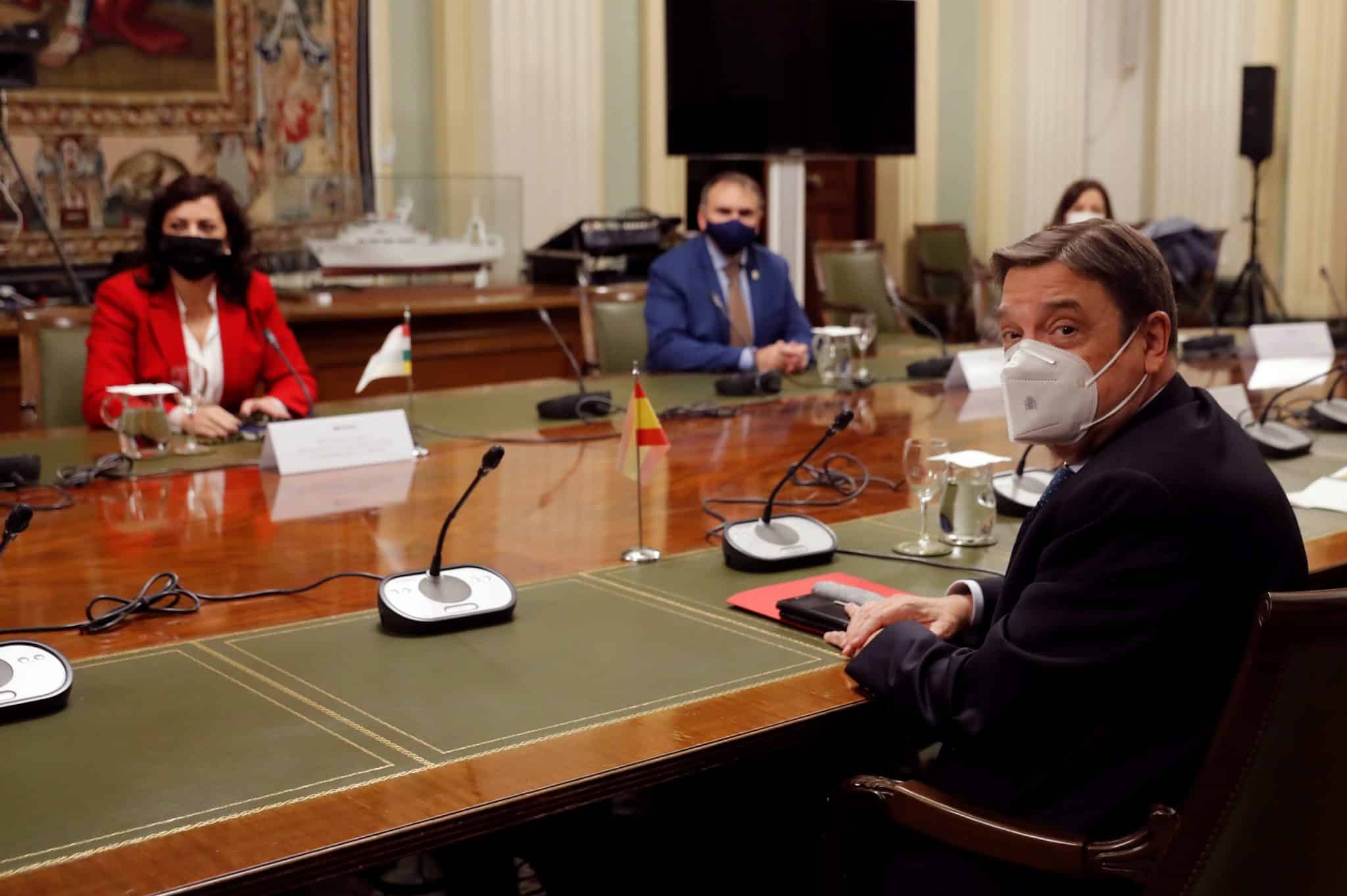 Concha Andreu y Luis Planas