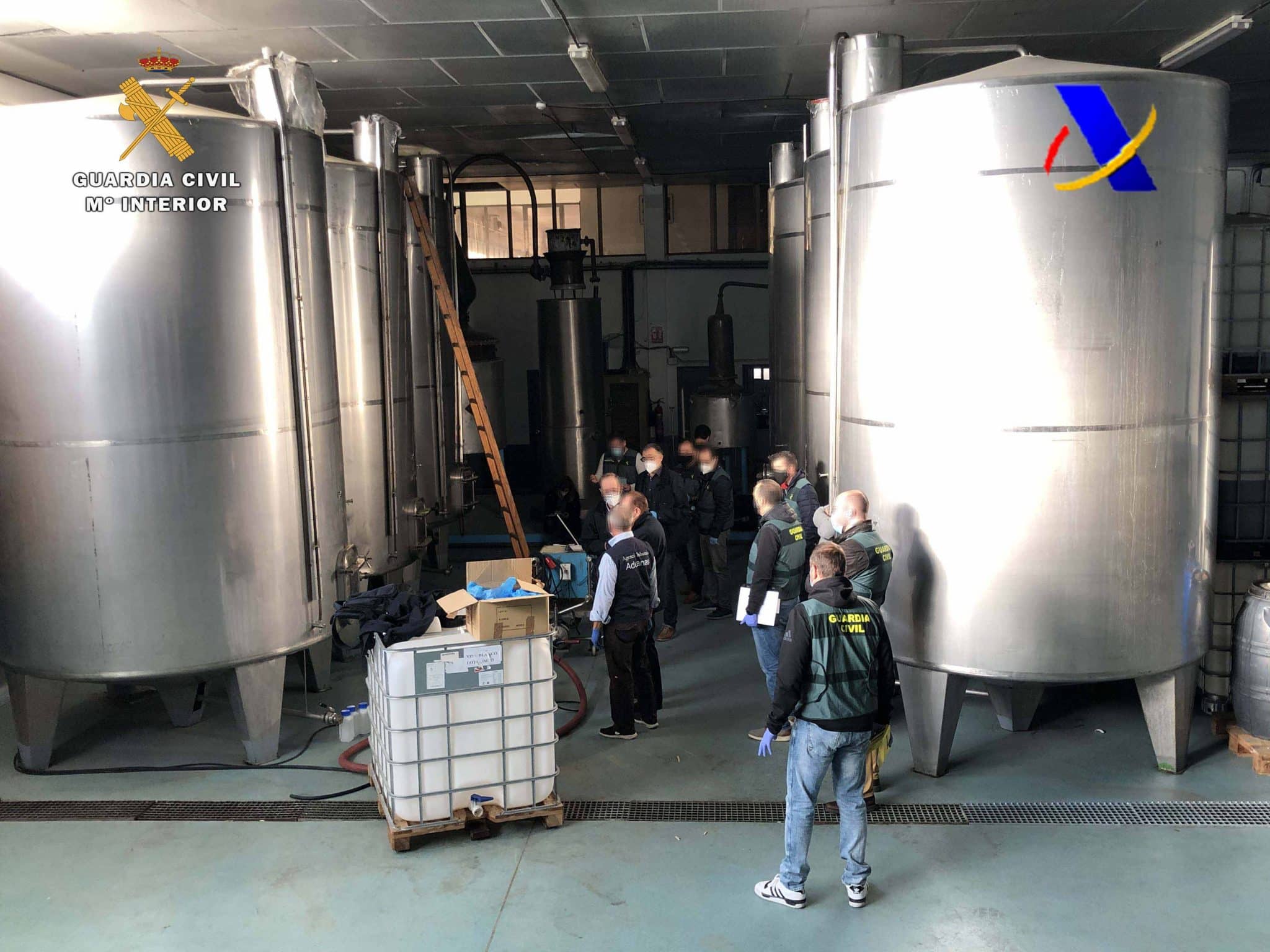 VÍDEO: Desmantelada en La Rioja una de las mayores destilerías ilegales de whisky 10