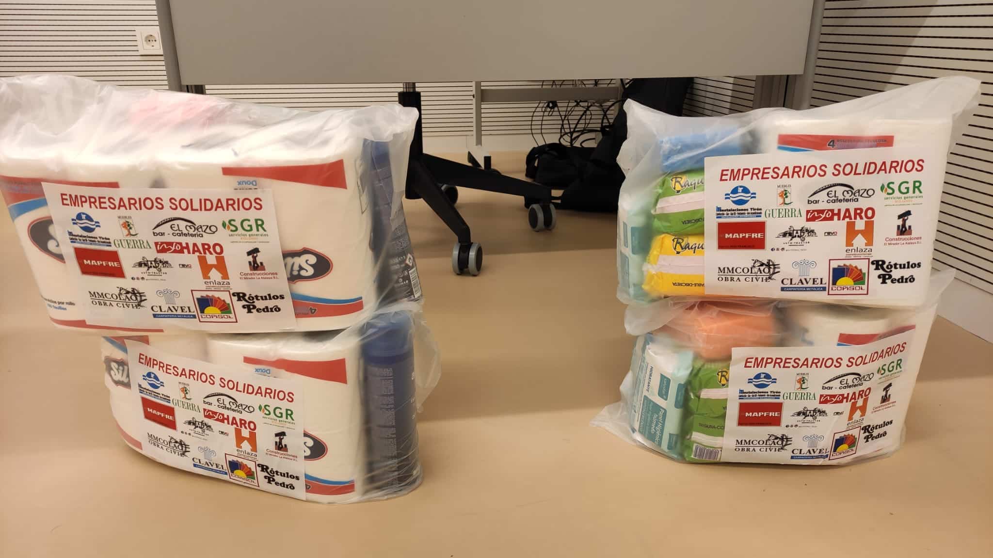 15 empresarios colaboran con Cruz Roja Haro en un proyecto solidario para ayudar a familias vulnerables 3