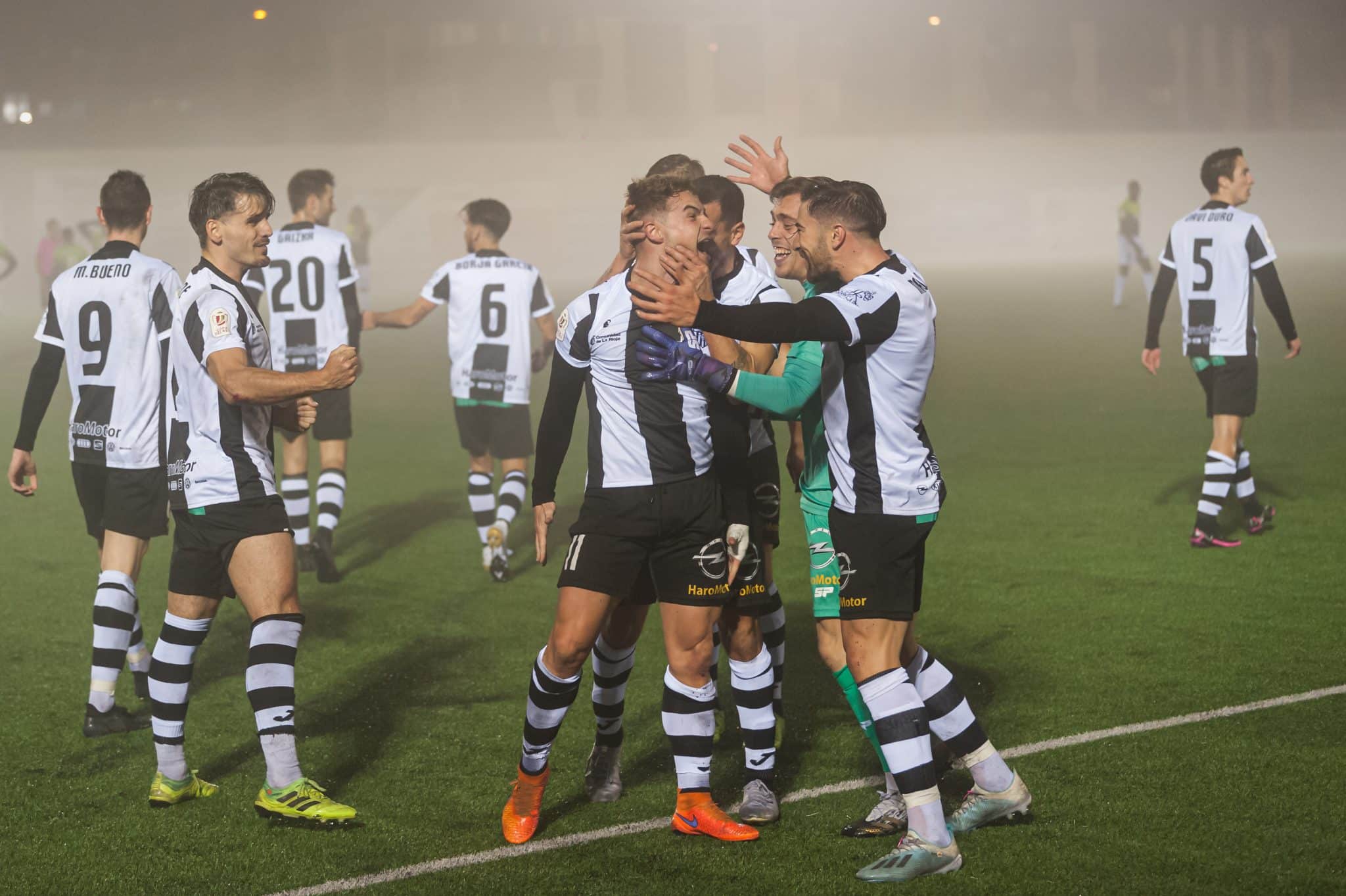 FOTOS: El Haro, el único equipo riojano que sobrevive en la Copa del Rey 10