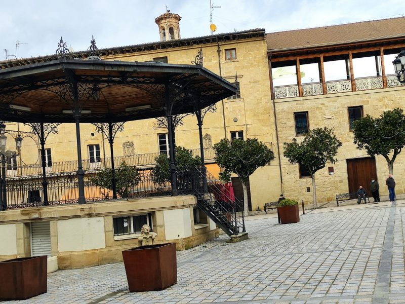 Kiosko de la plaza de la Paz de Haro