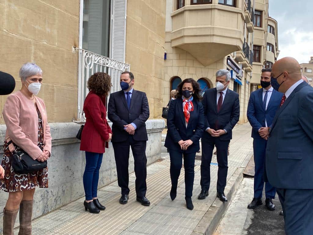 VÍDEO: Ábalos inaugura de manera oficial el edificio María Díaz de Haro 8