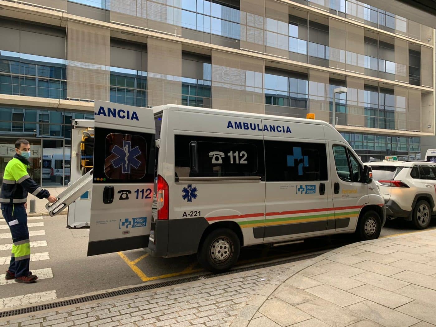 Ambulancia en el Hospital San Pedro