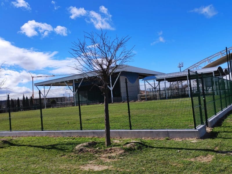 Campo de fútbol El Mazo