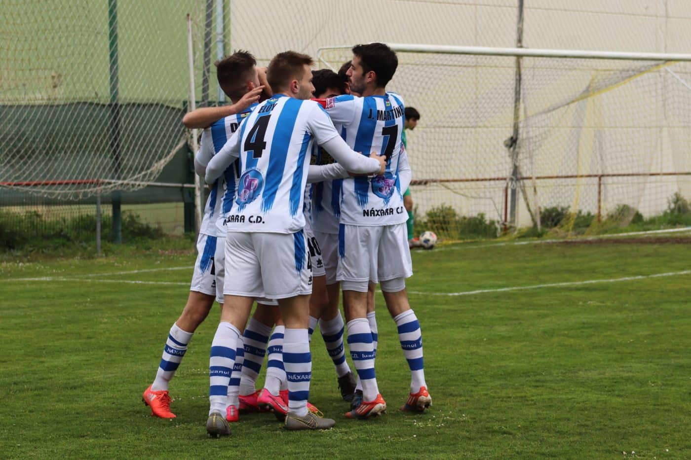 El Casalarreina sobrevive al acoso del Náxara en el segundo tiempo 4 El Casalarreina sobrevive al acoso del Náxara en el segundo tiempo 4
