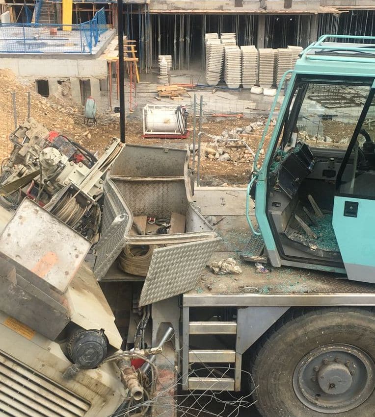 Aparatoso accidente en las obras del nuevo Mercadona en Haro 2