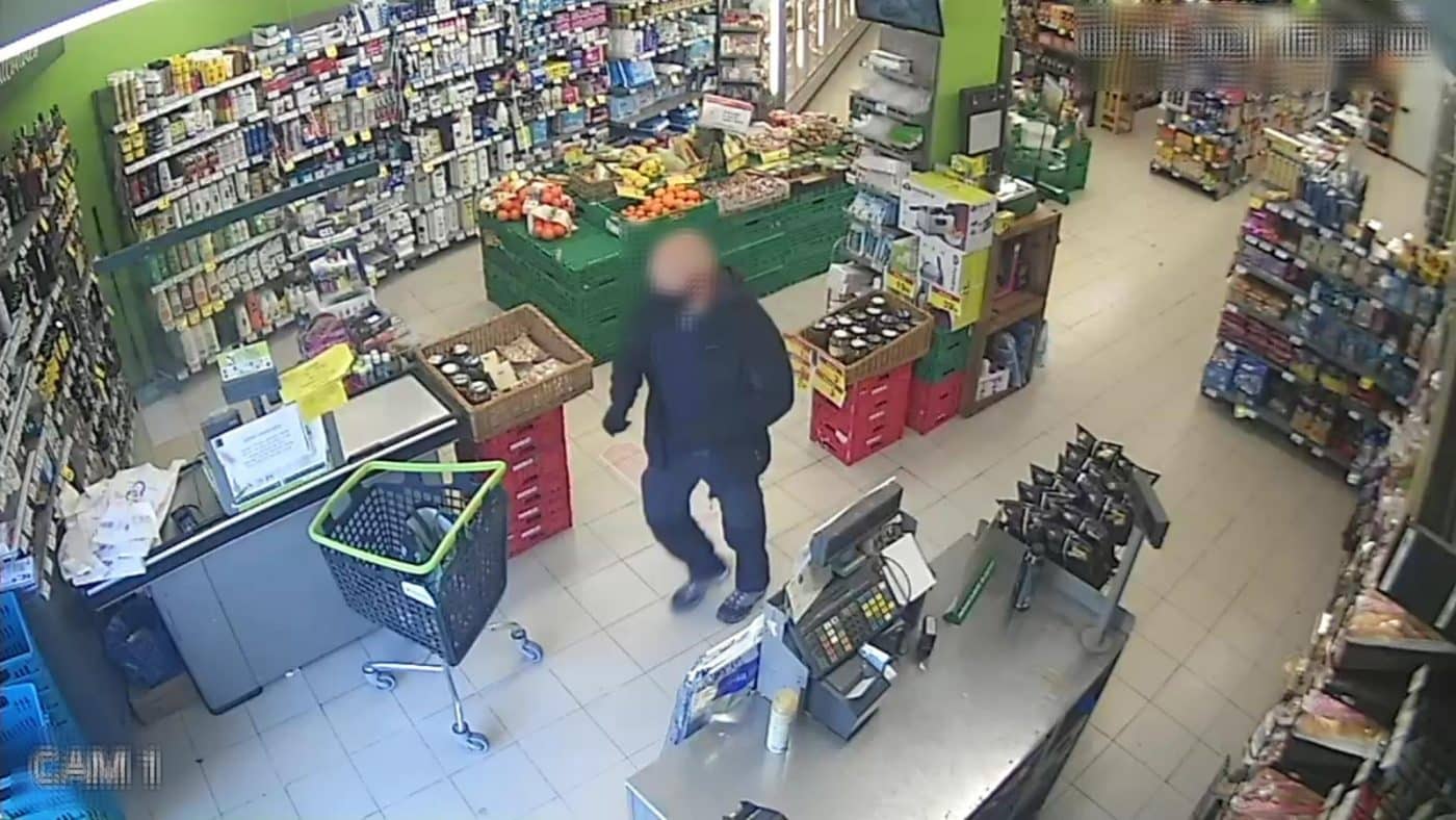 Atrapan en Llanes al atracador de un supermercado de Navarrete 2 Atrapan en Llanes al atracador de un supermercado de Navarrete 2
