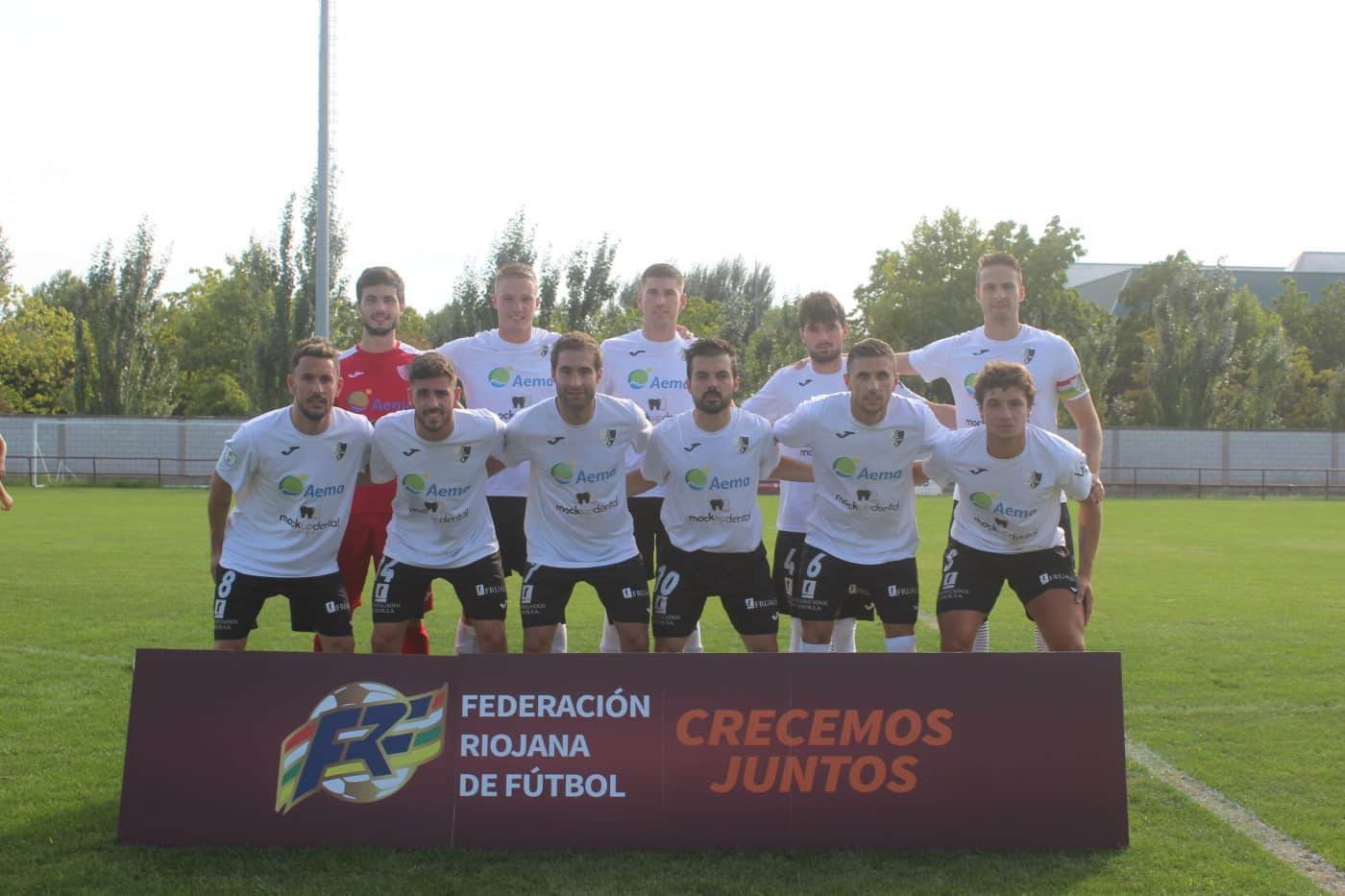 El Alfaro alza el trofeo regional de la Copa RFEF ante el Casalarreina 2
