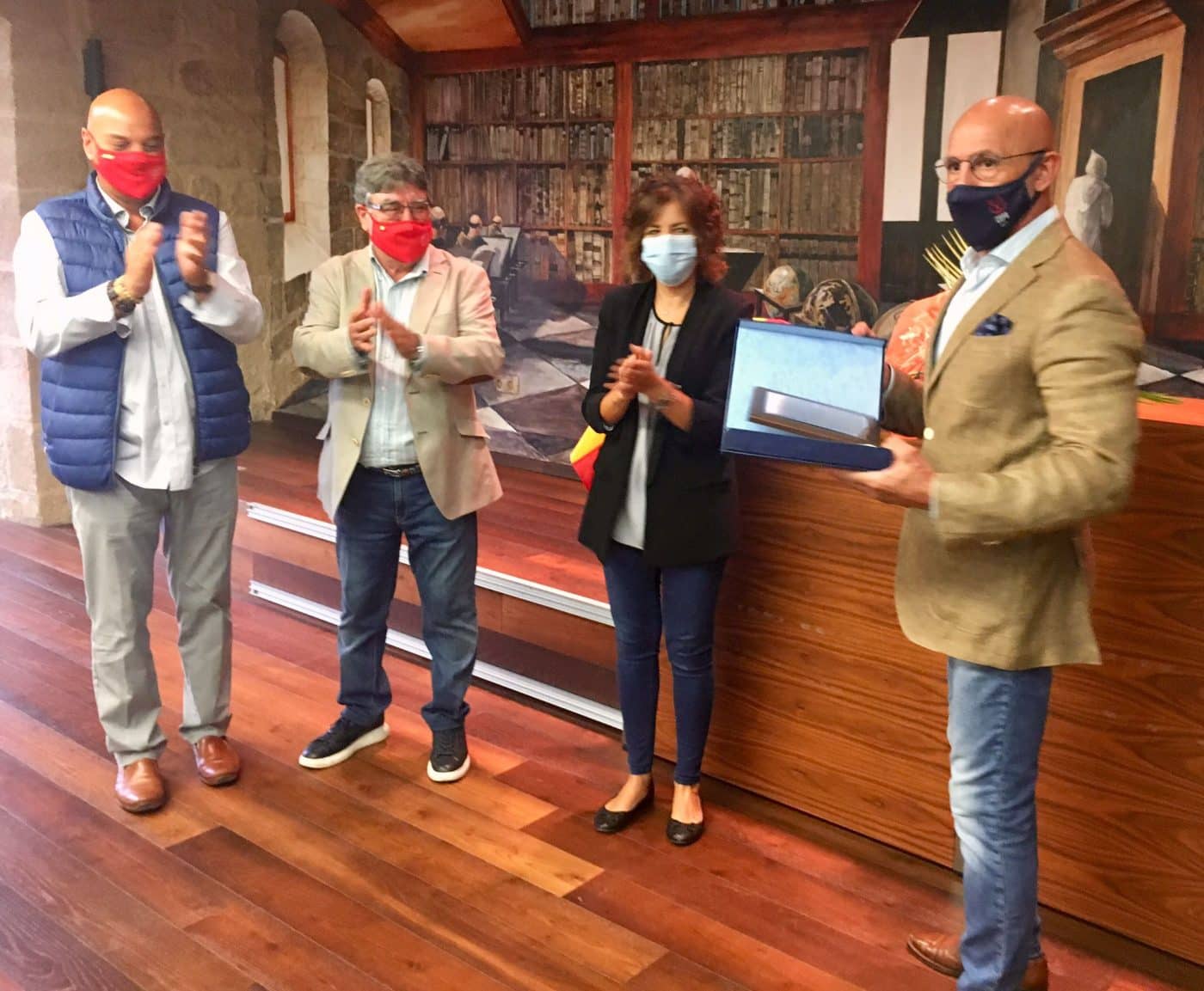 El Estadio Municipal de Deportes de Haro será rebautizado con el nombre de Luis de la Fuente 1 El Estadio Municipal de Deportes de Haro será rebautizado con el nombre de Luis de la Fuente 1