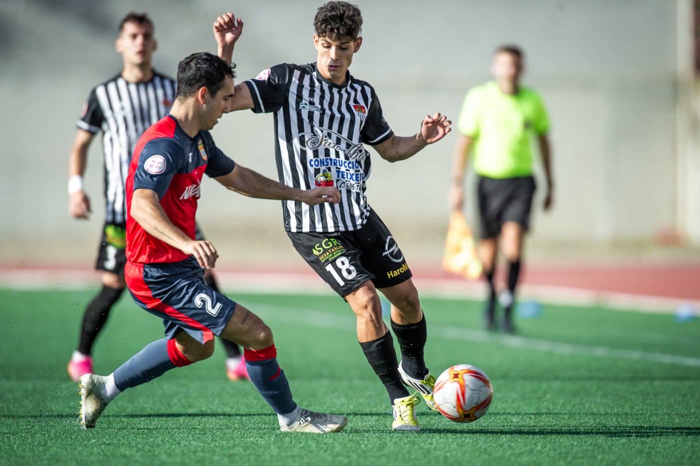 El Haro vence al Vianés en un partido en el que lo mejor fueron los tres puntos 6