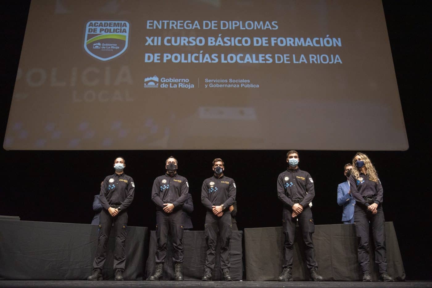 Julián Menéndez y Carlos Cubero reciben la Medalla al Mérito de la Policía Local 11