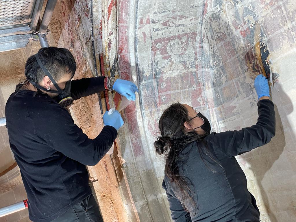 Castilseco inaugura la restauración de sus murales góticos 1 Castilseco inaugura la restauración de sus murales góticos 1