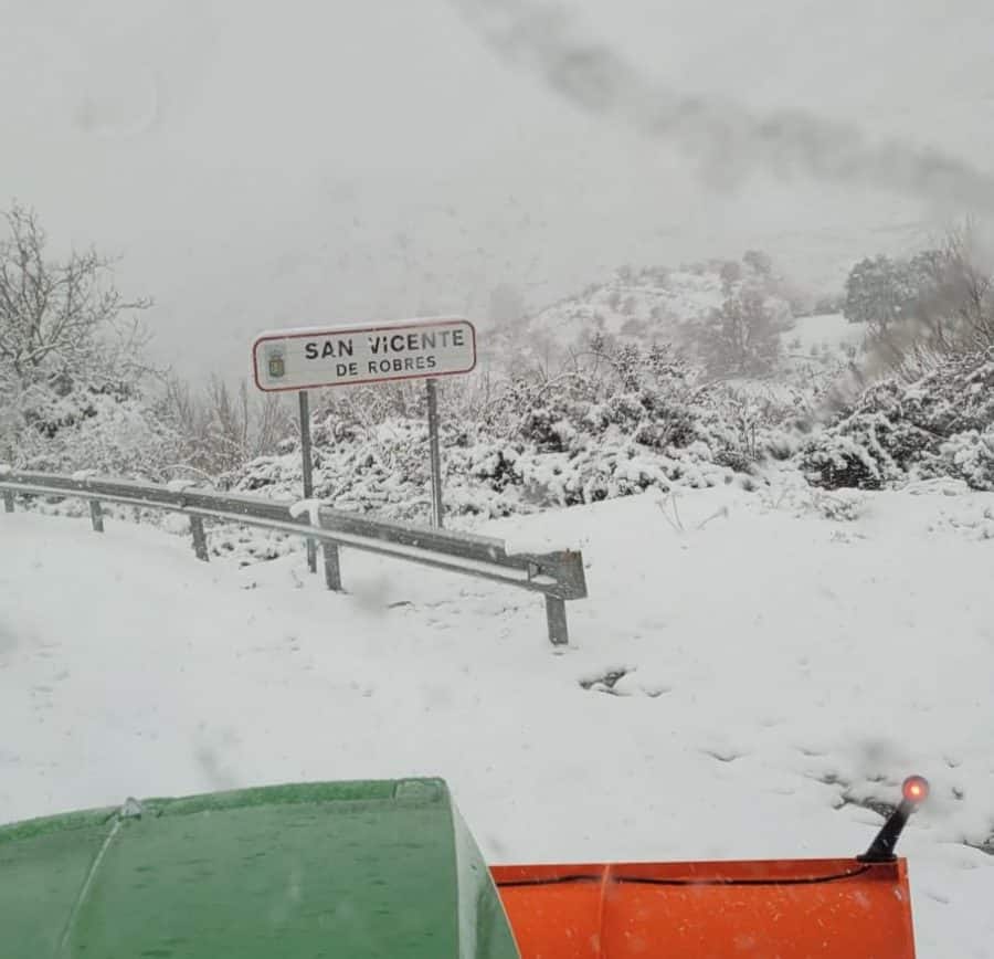 Todos los puertos cerrados por la nieve en La Rioja, salvo La Rasa y Vallaroso 3