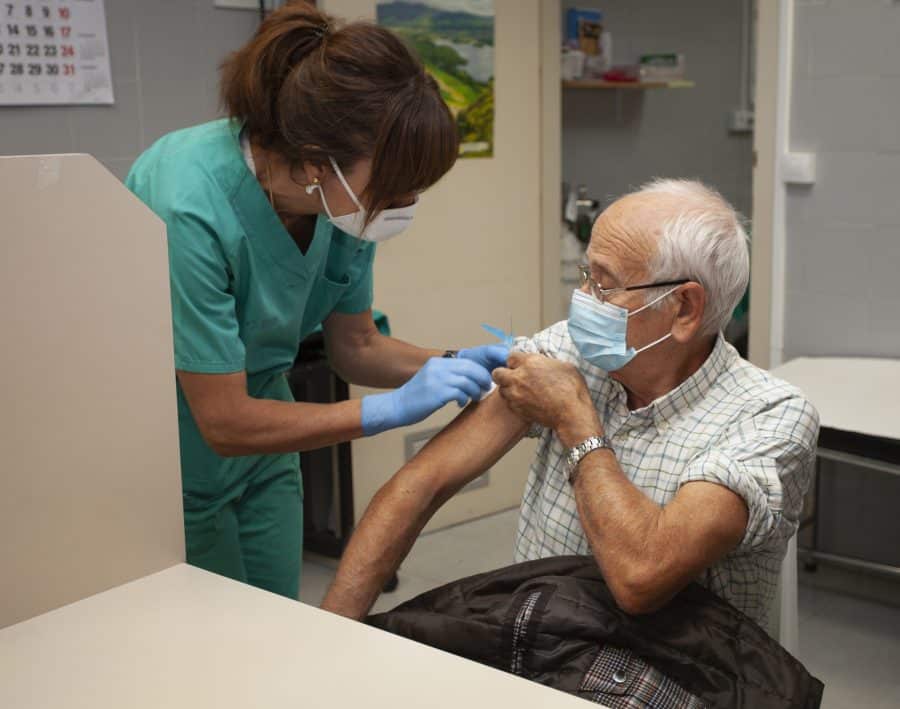 La Rioja inicia la campaña de vacunación contra la gripe en centros de salud y consultorios médicos 2