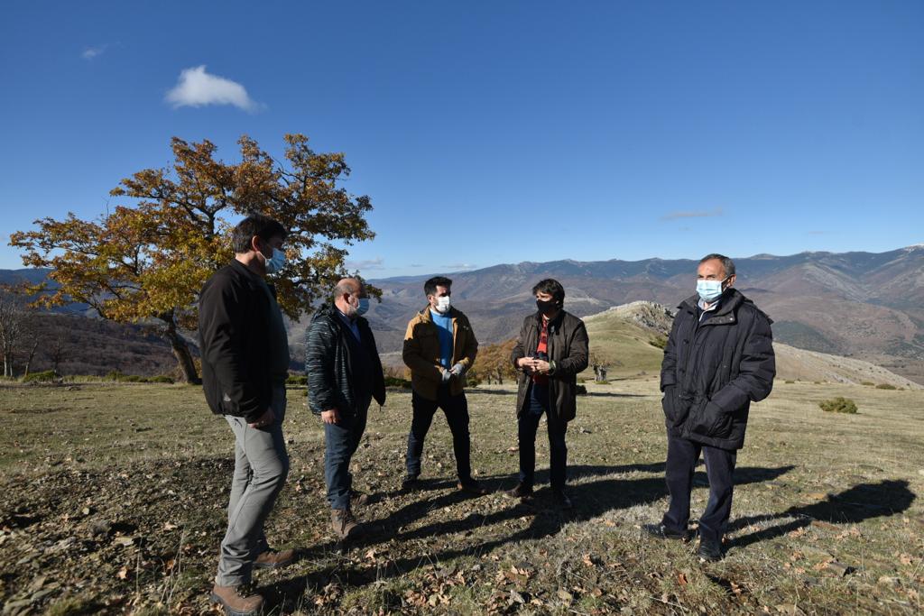 La Rioja y GREFA firman un convenio para colaborar en la recuperación del buitre negro en la sierra de la Demanda 3