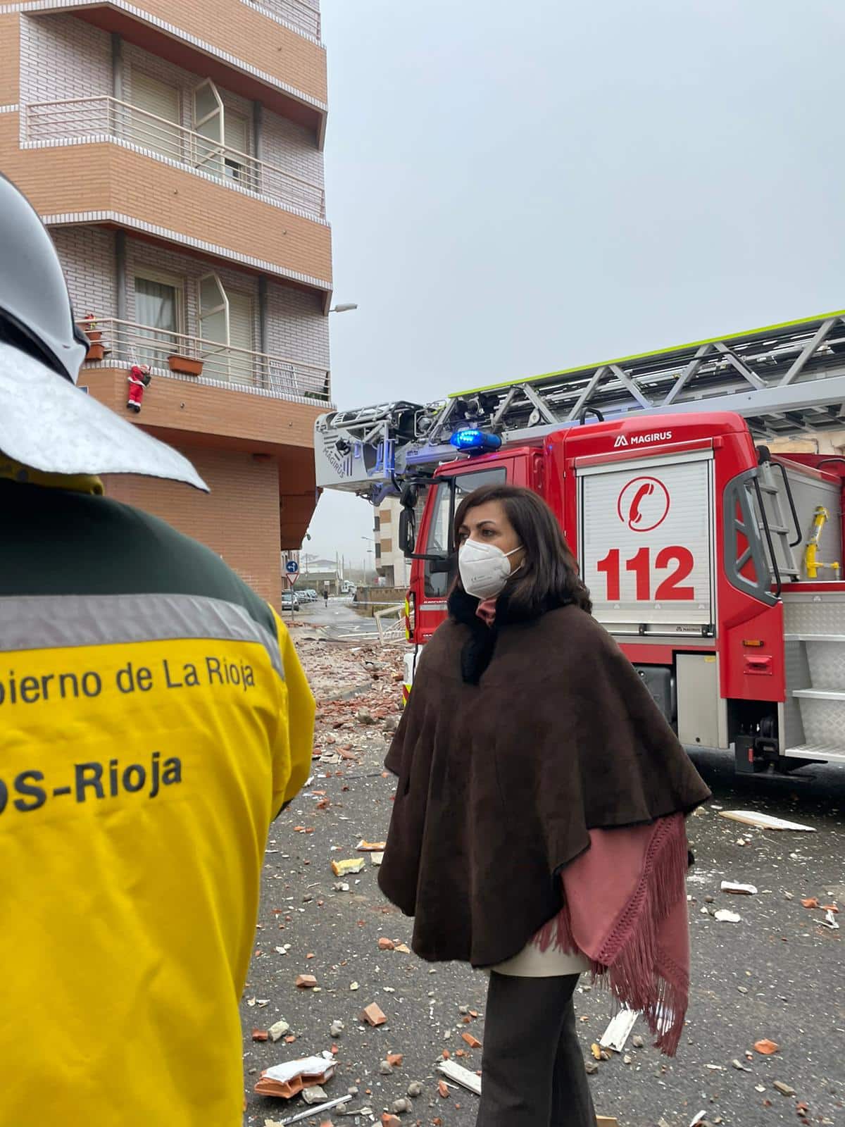 La explosión en un ático de Lardero provoca el desalojo de 19 viviendas 5