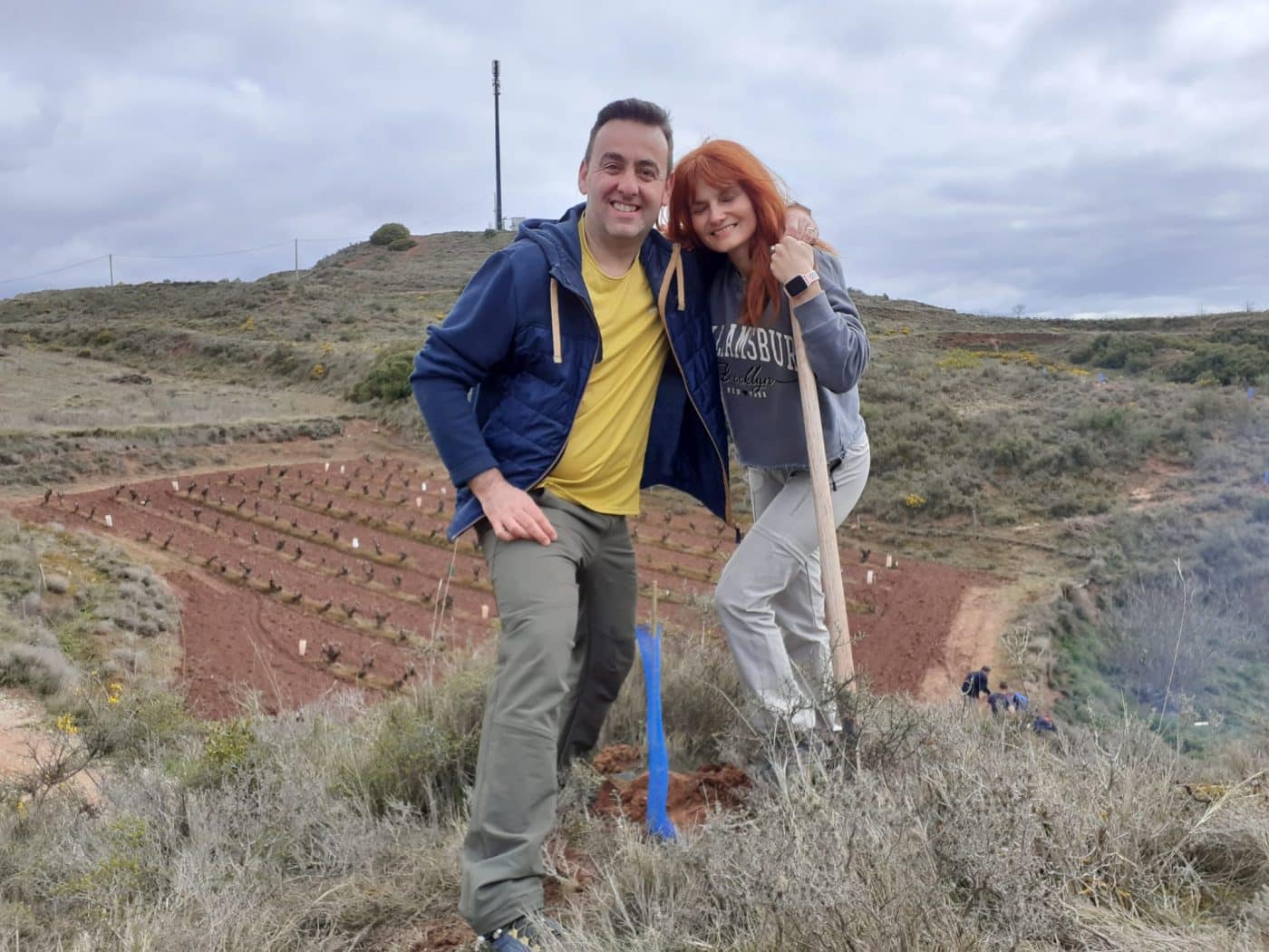 Plantación ciudadana de árboles en Alesón 8