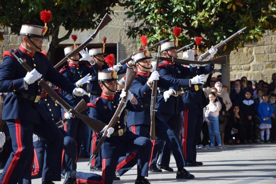 FOTOS: La Guardia Real desata pasiones en Haro 59