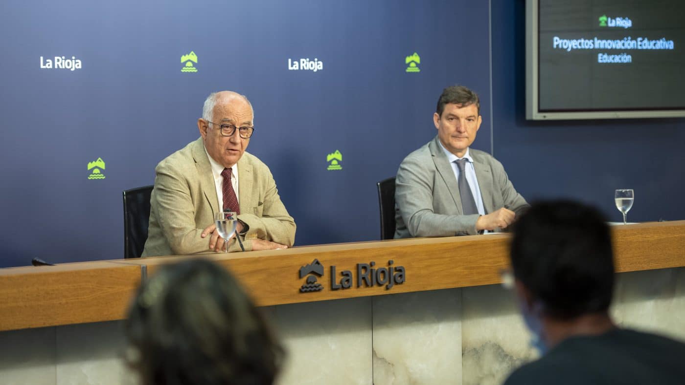 La Rioja anuncia la digitalización de las aulas que será una "realidad" en 2025 1