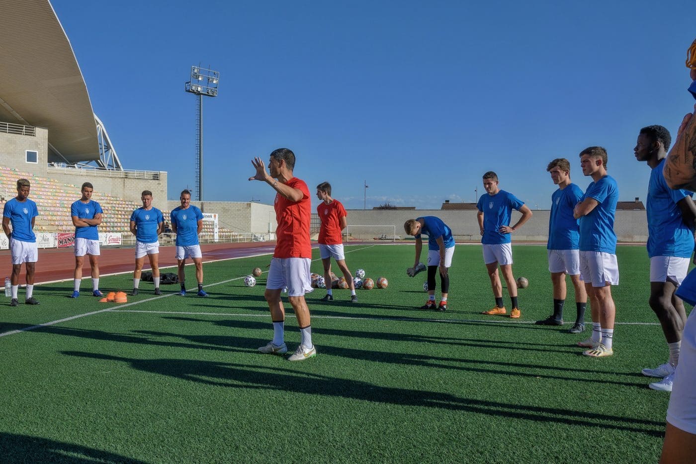 Primer entrenamiento de pretemporada del Haro Deportivo | Foto: Donézar Fotógrafos